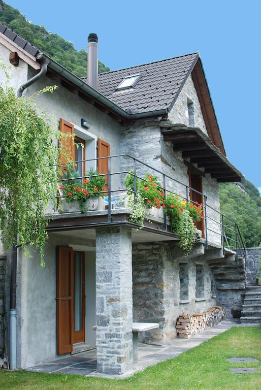 Casa Fontanella Villa Brione  Eksteriør billede
